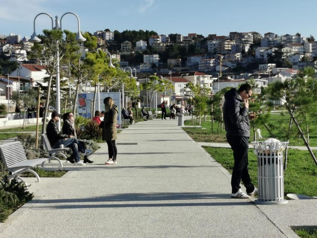 פודסטראנה Apartments One Palm מראה חיצוני תמונה