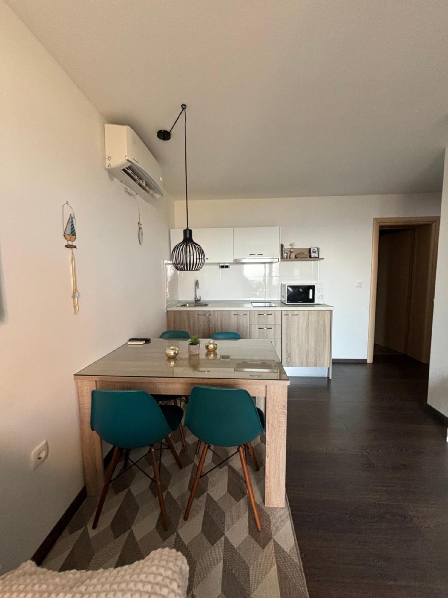 פודסטראנה Apartments One Palm מראה חיצוני תמונה